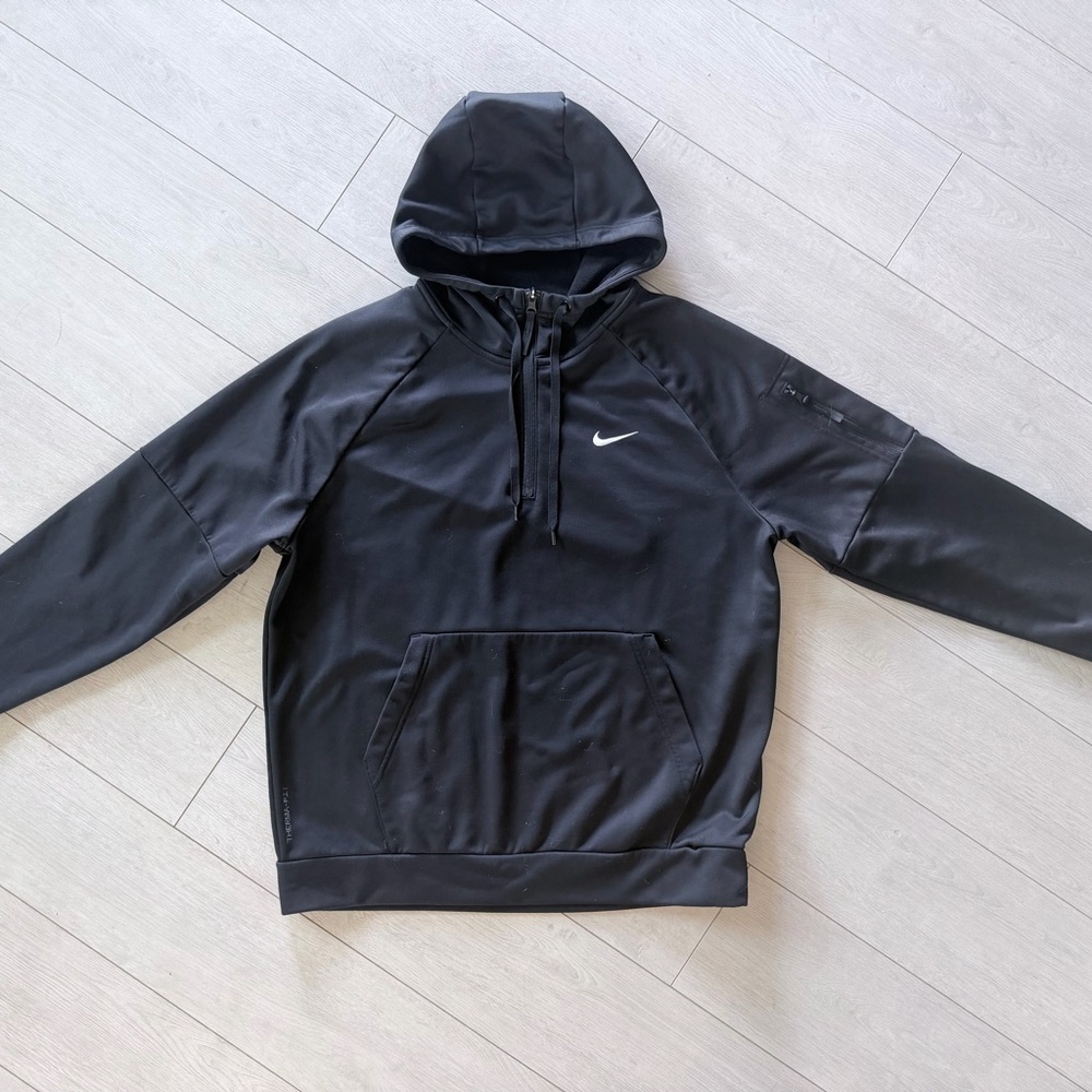 Nike Men’s Black Performance Hoodie Jacket (Large)